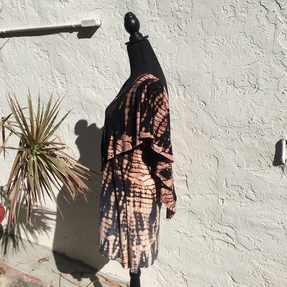 Gypsy tie-dye off the shoulder dress! 🦩 - Picture 8 of 9